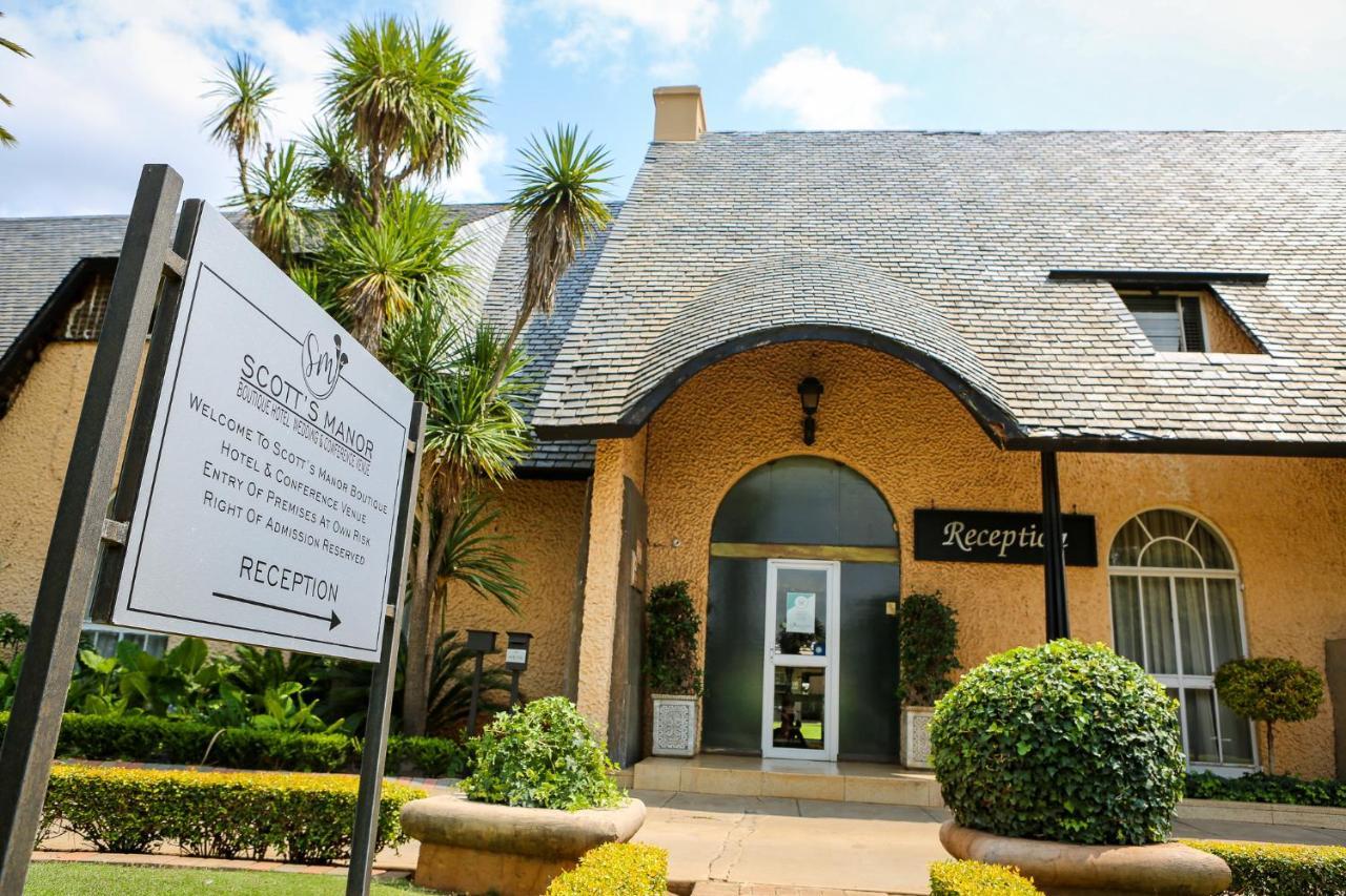 Scott'S Manor Guesthouse Function And Conference Venue Lichtenburg Exterior photo